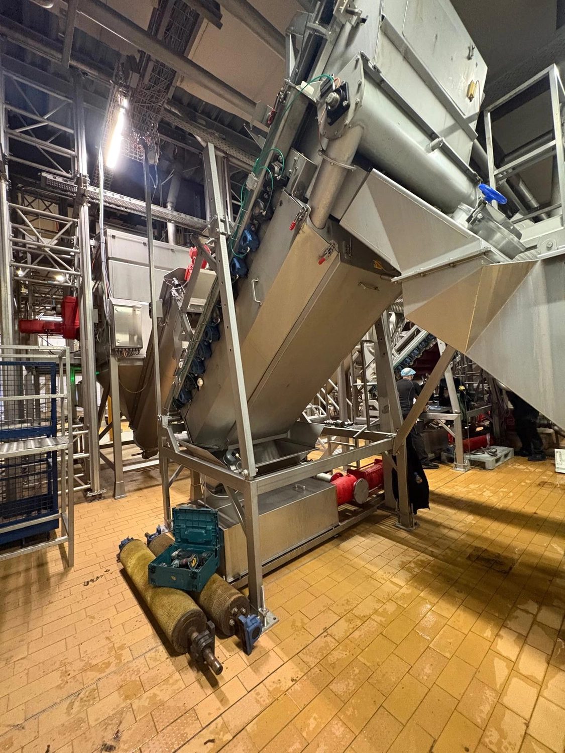 R & P Industrieservice - Leistungen - Demontage & Verlagerung